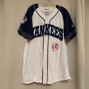 Starter Yankees Cream and Navy V-Neck L